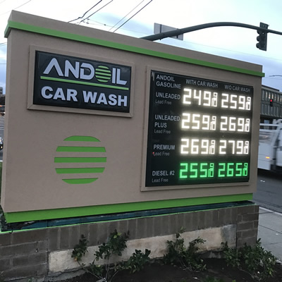 Green GS Series fuel price display installed at XANDOIL